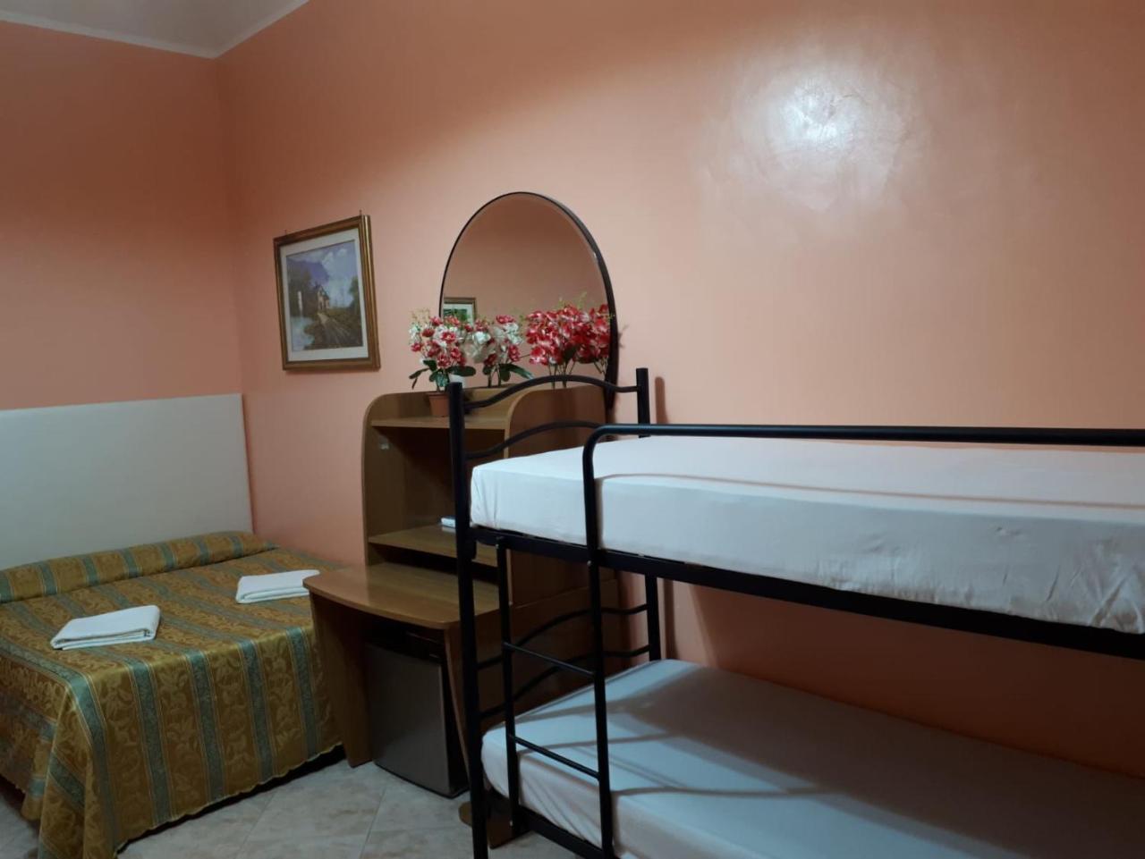 Roma Guest House Kültér fotó
